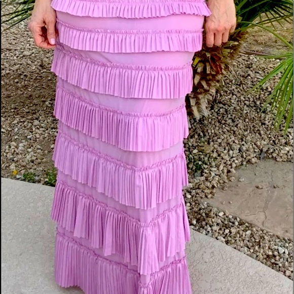 Shannas thread ruffle skirt - Picture 2 of 3